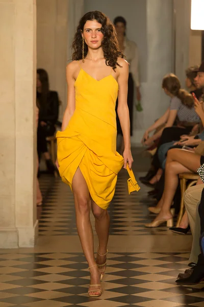 Look 43